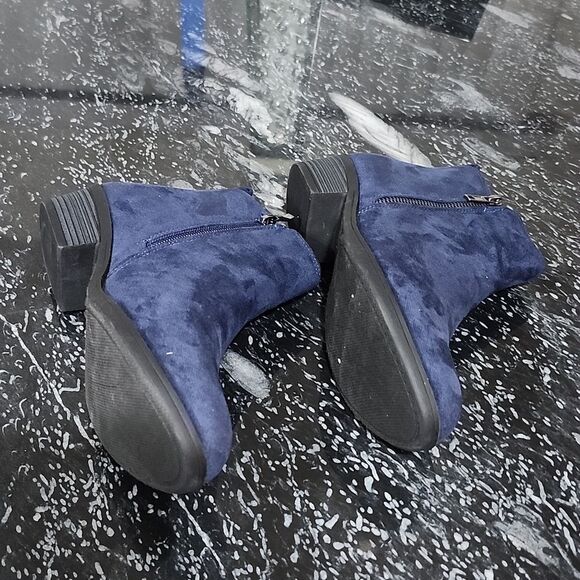 BRAND NEW SHOE LAND ELAINE ANKLE CHUNKY LOW HEELED ZIPPER BOOTS - Picture 13 of 14